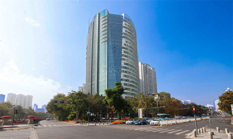 深圳市南山区西海明珠大厦：引领商业潮流的创新中心
