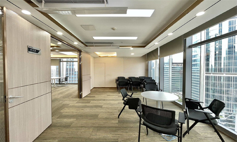 深圳市龙岗区正中时代引领商务发展新潮流