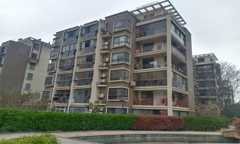 深圳市龙华区山水华庭——引领城市居住新潮流