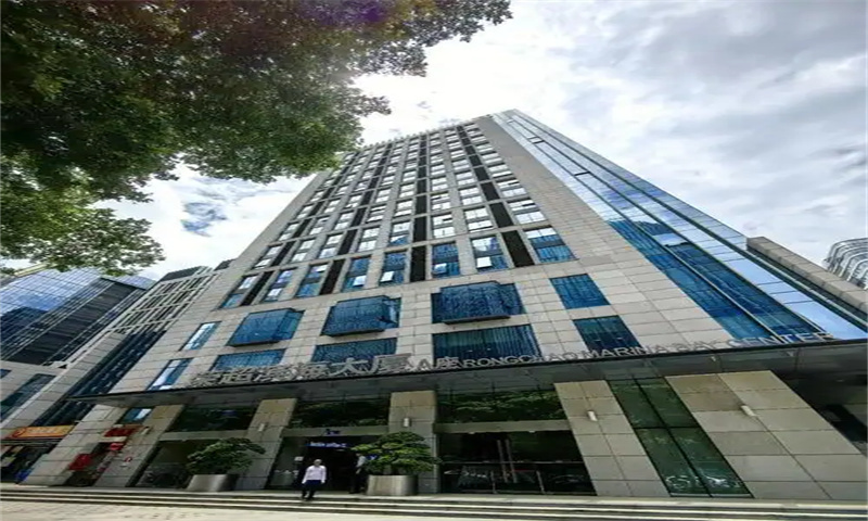 深圳市宝安区荣超滨海大厦——引领城市商务新风尚
