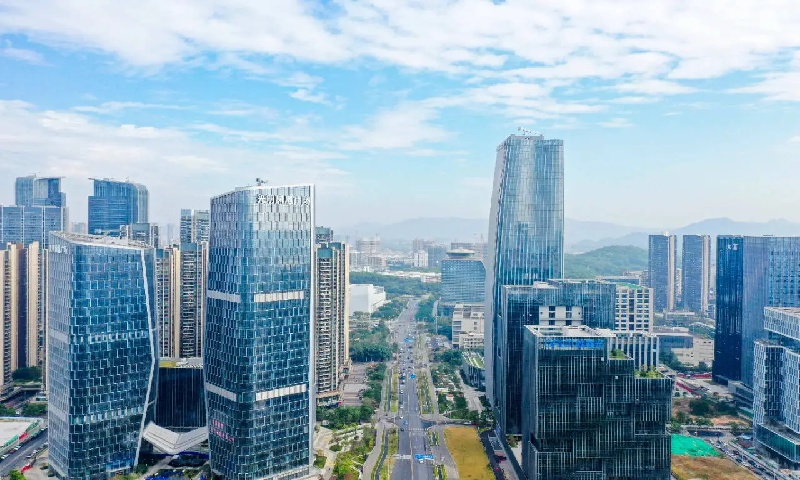1789871848609342.jpg 凤凰广场.jpg